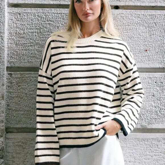 Cupshe Sweaters - Cupshe Black & Beige Stripe Long Sleeve Sweater